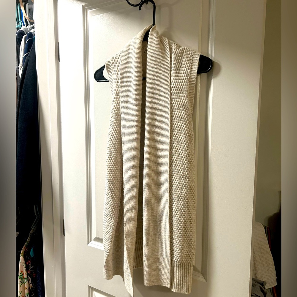 Gap, sweater vest, medium